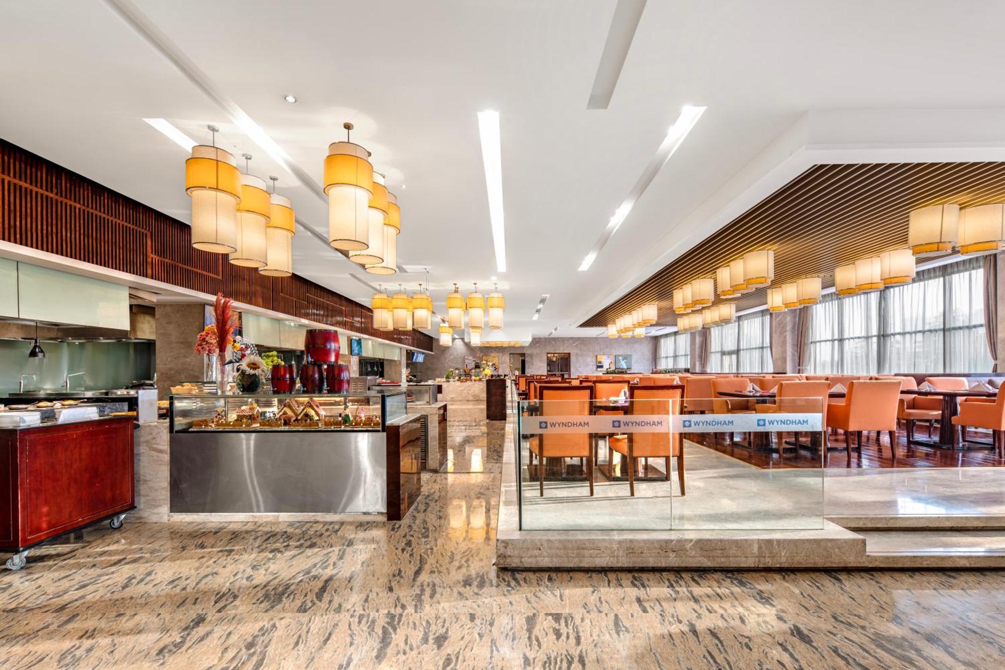 Wyndam Xuzhou East Hotel Exterior foto