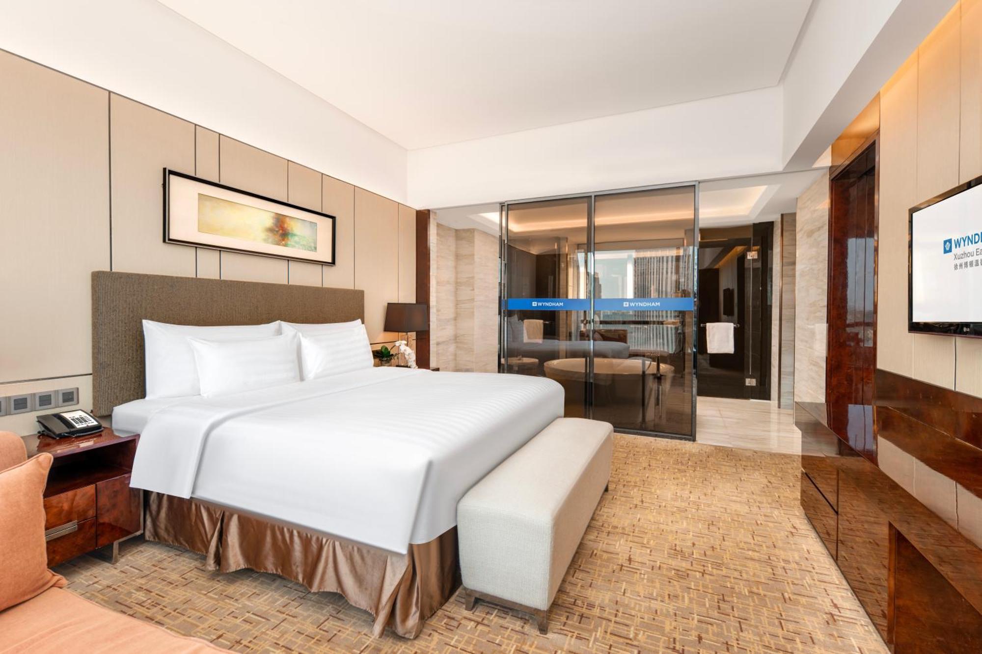 Wyndam Xuzhou East Hotel Exterior foto